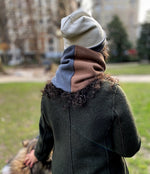 Load image into Gallery viewer, Color Blocked Cowl Scarf
